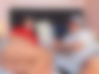 sara-mia's Live Sex Cam Show
