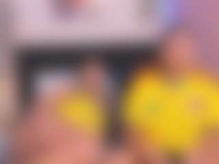 sara-mia's Live Sex Cam Show