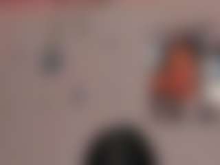 sara-mia's Live Sex Cam Show