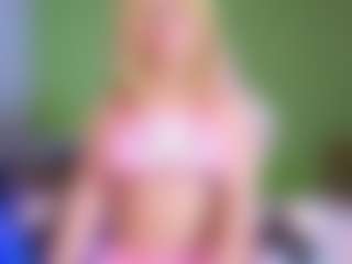 Live cam show with SophieJohns - Skinny on Strip Flash - Live Sex Shows
