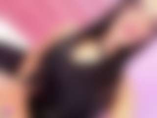 Live cam show with Aithana-Blaze - White on studioflirtlive.com | colombia