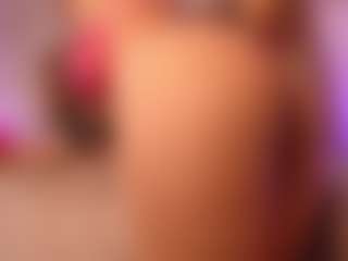 Live cam show with Lyra Bellini - Big Tits on Camsoda Late Night
