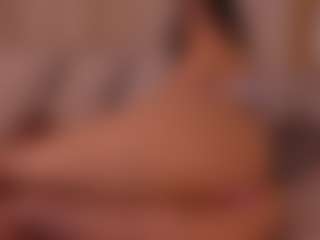 Lyra Bellini's Live Sex Cam Show