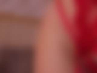 Live cam show with Lyra Bellini - Amateur on Camsoda