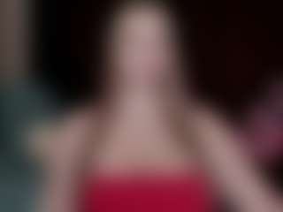 Live cam show with Michelle - Body Massage on StripNow
