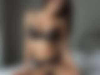 Suvromi's Live Sex Cam Show