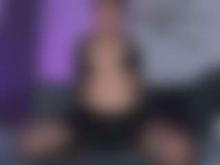 Emmy's Live Sex Cam Show