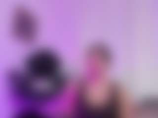 Emmy's Live Sex Cam Show