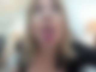 Live cam show with alana-johnson0 - Granny on TottyGirls