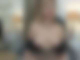 Live cam show with alana-johnson0 - Dildo Or Vibrator Granny on TeamSkeetLive