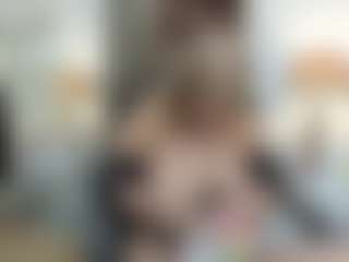 Live cam show with alana-johnson0 - Granny Squirt on TeamSkeetLive