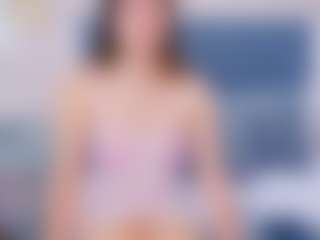 ZoeWillis's Live Sex Cam Show