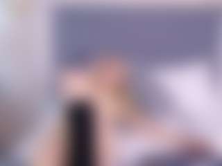 ZoeWillis's Live Sex Cam Show