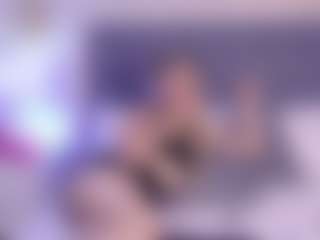 ZoeWillis's Live Sex Cam Show