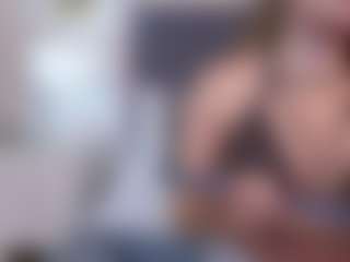 ZoeWillis's Live Sex Cam Show