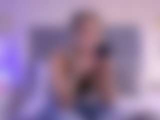 ZoeWillis's Live Sex Cam Show