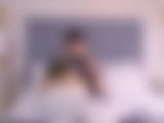 ZoeWillis's Live Sex Cam Show