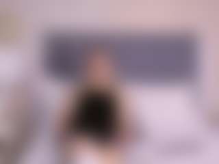 ZoeWillis's Live Sex Cam Show