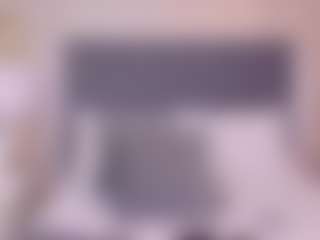 ZoeWillis's Live Sex Cam Show