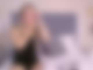 ZoeWillis's Live Sex Cam Show