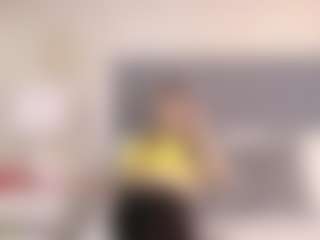 Live cam show with ZoeWillis - Handjob on StripNow