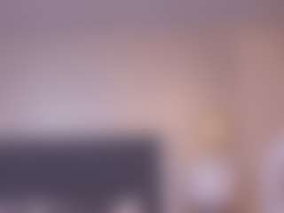 ZoeWillis's Live Sex Cam Show