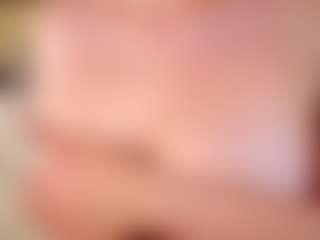 Show de cam en vivo con Melody - Joi en Camsoda