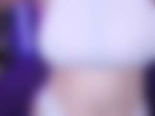 Live cam show with DanielaReign - Body Massage on CSO-WL