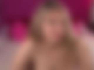 Live cam show with DanielaReign - Body Massage on MyBangCams