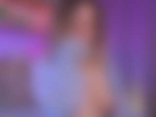 Live cam show with AlyshaHermenau - Smart on SmokeAndPoke