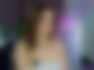 Live cam show with AlyshaHermenau - Game on Instabang
