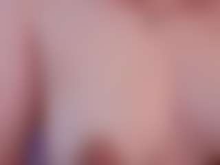 Live cam show with AlyshaHermenau - Underwear on CamSodaAdn