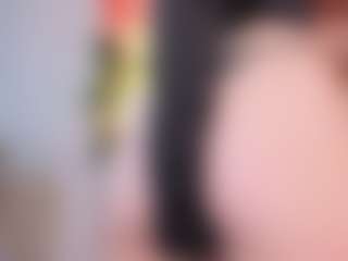 Live cam show with AlyshaHermenau - Smart on StripNow