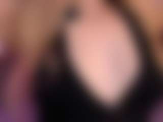 Live cam show with AlyshaHermenau - Flash on xxxlivecams.org