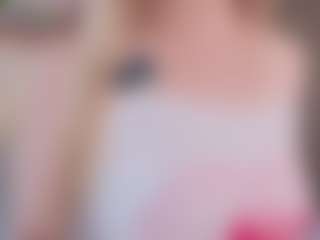 Live cam show with AlyshaHermenau - Game on Camiplay Live