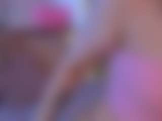Live cam show with AlyshaHermenau - Tight on Camsoda