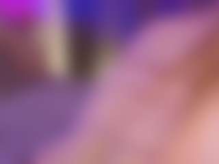 Live cam show with AlyshaHermenau - Smart on Camsoda