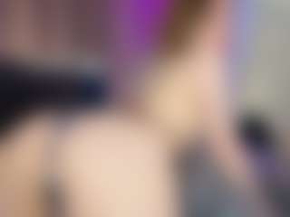 Show live cam dengan AlyshaHermenau - Thickthighs di Camsoda