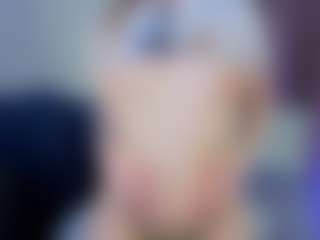 Live cam show with AlyshaHermenau - Nipple Play on xxxlivecams.org