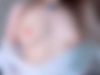 Live cam show with AlyshaHermenau - Slap on Camsoda