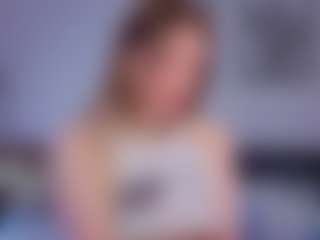 Show live cam dengan AlyshaHermenau - Underwear di Camsoda