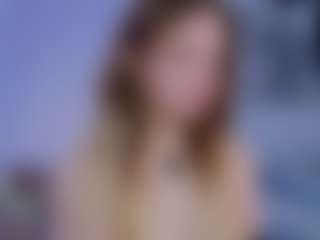Live cam show with AlyshaHermenau - Smart on Camsoda