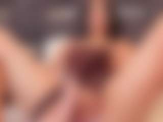 Kiara's Live Sex Cam Show