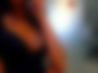 Live cam show with Rafaelle - Petite on Chatstar