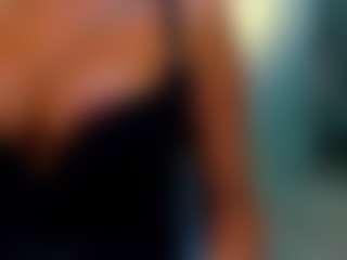 Live cam show with Rafaelle - Brown Hair Petite on Taboo Cams XXX