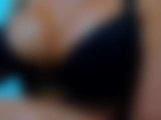 Live cam show with Rafaelle - Ebony on Camsoda.co | united states