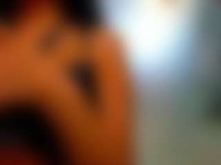 Live cam show with Rafaelle - Ebony Petite on Camsoda