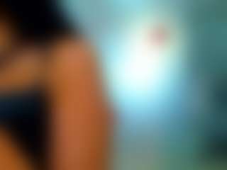 Live cam show with Rafaelle - Brown Hair on Camsoda
