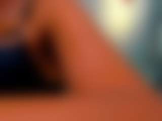 Live cam show with Rafaelle - Brown Hair Petite on Camsoda