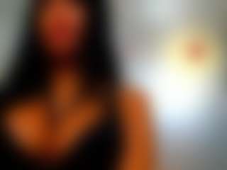 Live cam show with Rafaelle - Average on xblisslive.com